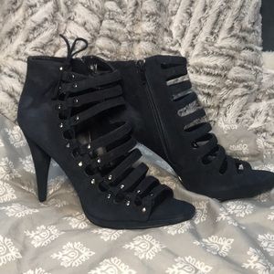 Nine West navy heels!